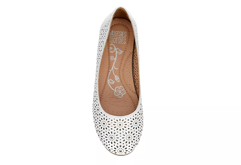 Mootsies Tootsies Womens Belva Flat - White 8 Mootsies Tootsies Womens Belva Flat - White - Image 6