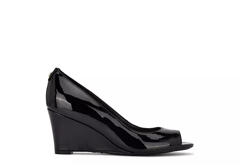 Nine West Womens Cape 9x9 Wedge - Black 4 Nine West Womens Cape 9x9 Wedge - Black - Image 2