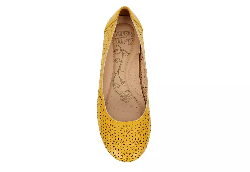 Mootsies Tootsies Womens Belva Flat - Yellow 8 Mootsies Tootsies Womens Belva Flat - Yellow - Image 6