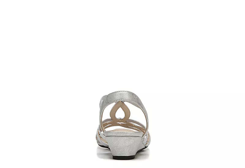 Lifestride Womens Yaya Wedge Sandal - Silver 7 Lifestride Womens Yaya Wedge Sandal - Silver - Image 5
