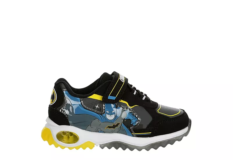Batman Boys Infant Batman Light Up Sneaker - Black 5 Batman Boys Infant Batman Light Up Sneaker - Black - Image 3