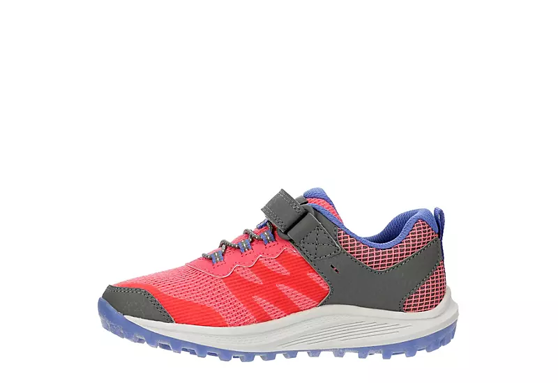 Merrell Girls Nova 3 Sneaker - Coral 6 Merrell Girls Nova 3 Sneaker - Coral - Image 4