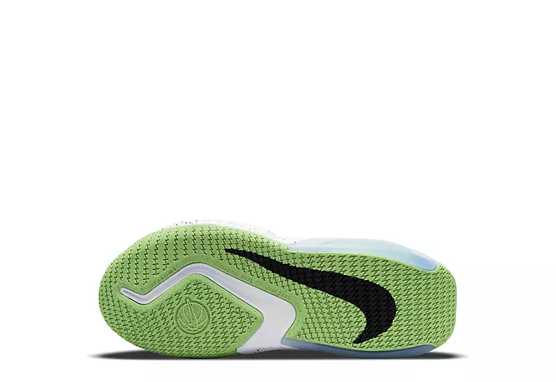 Nike Boys Air Zoom Crossover Basketball Shoe - Black 8 Nike Boys Air Zoom Crossover Basketball Shoe - Black - Image 6